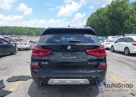 2021 BMW X3 Sdrive30I z USA, uszkodzony, nr VIN 5UXTY3C05M9E10783